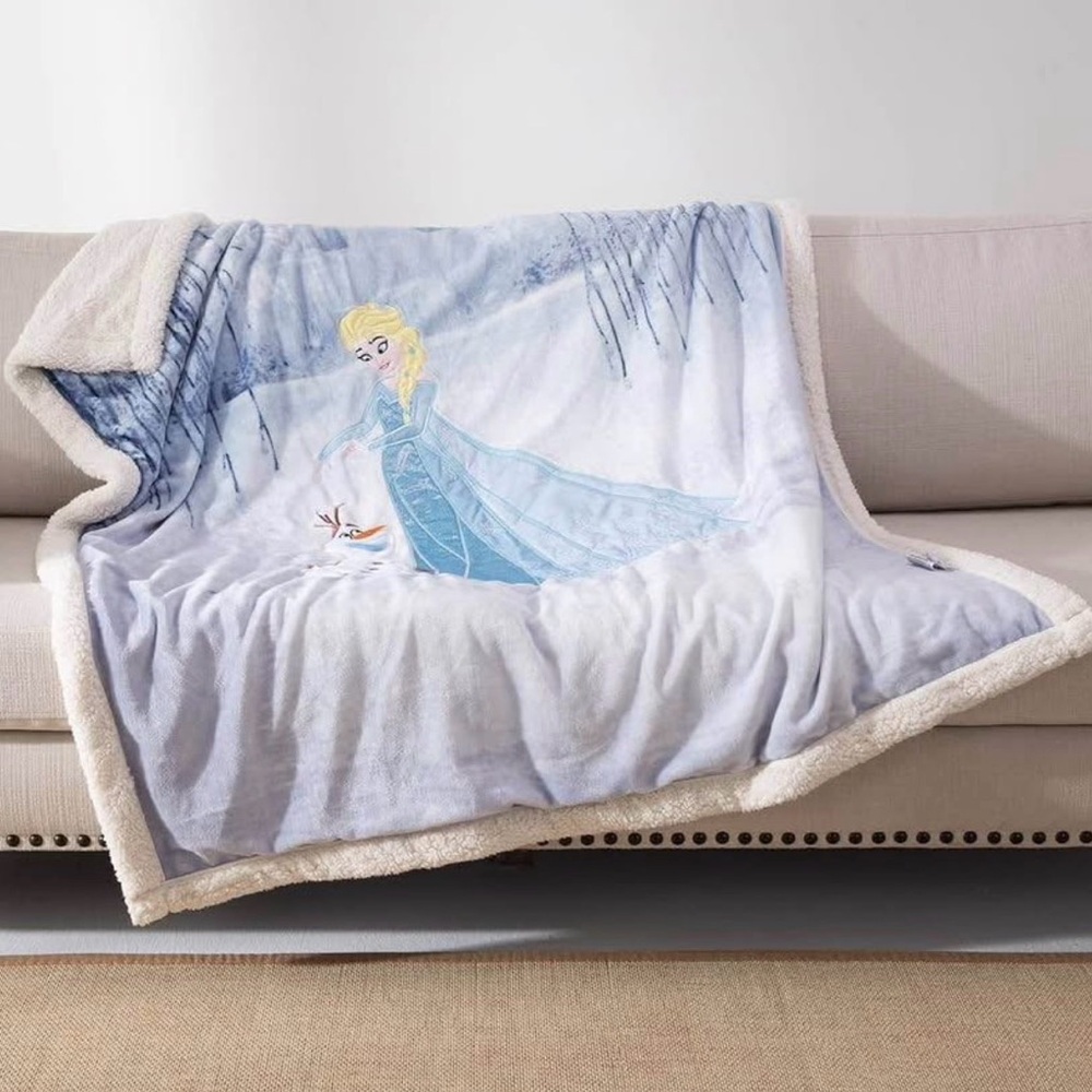 Frozen Kids Sherpa Flannel Throw Blanket 50" x 60 inches, Super Soft